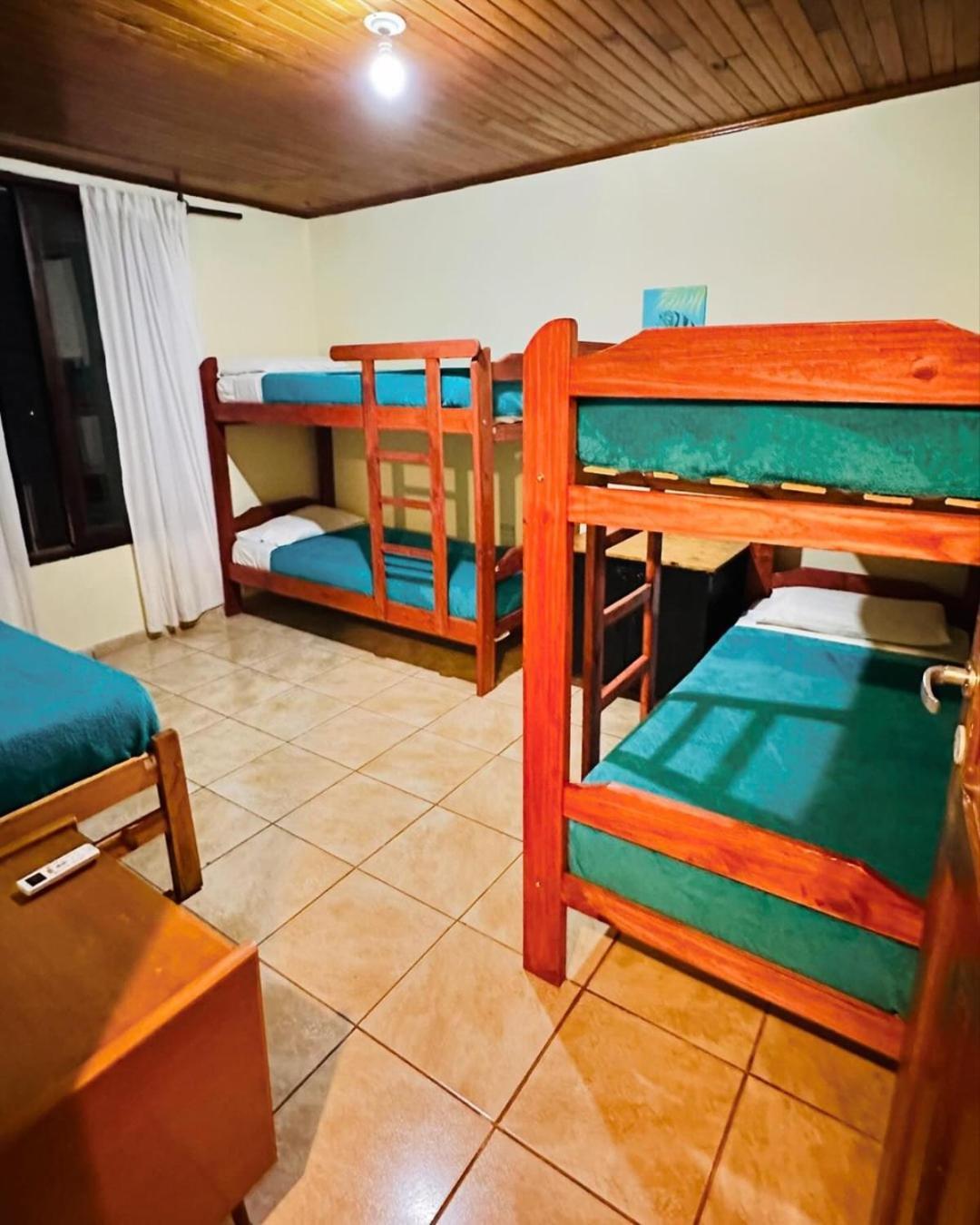 Benteveo Hostel Iguazu Puerto Iguazú Kültér fotó