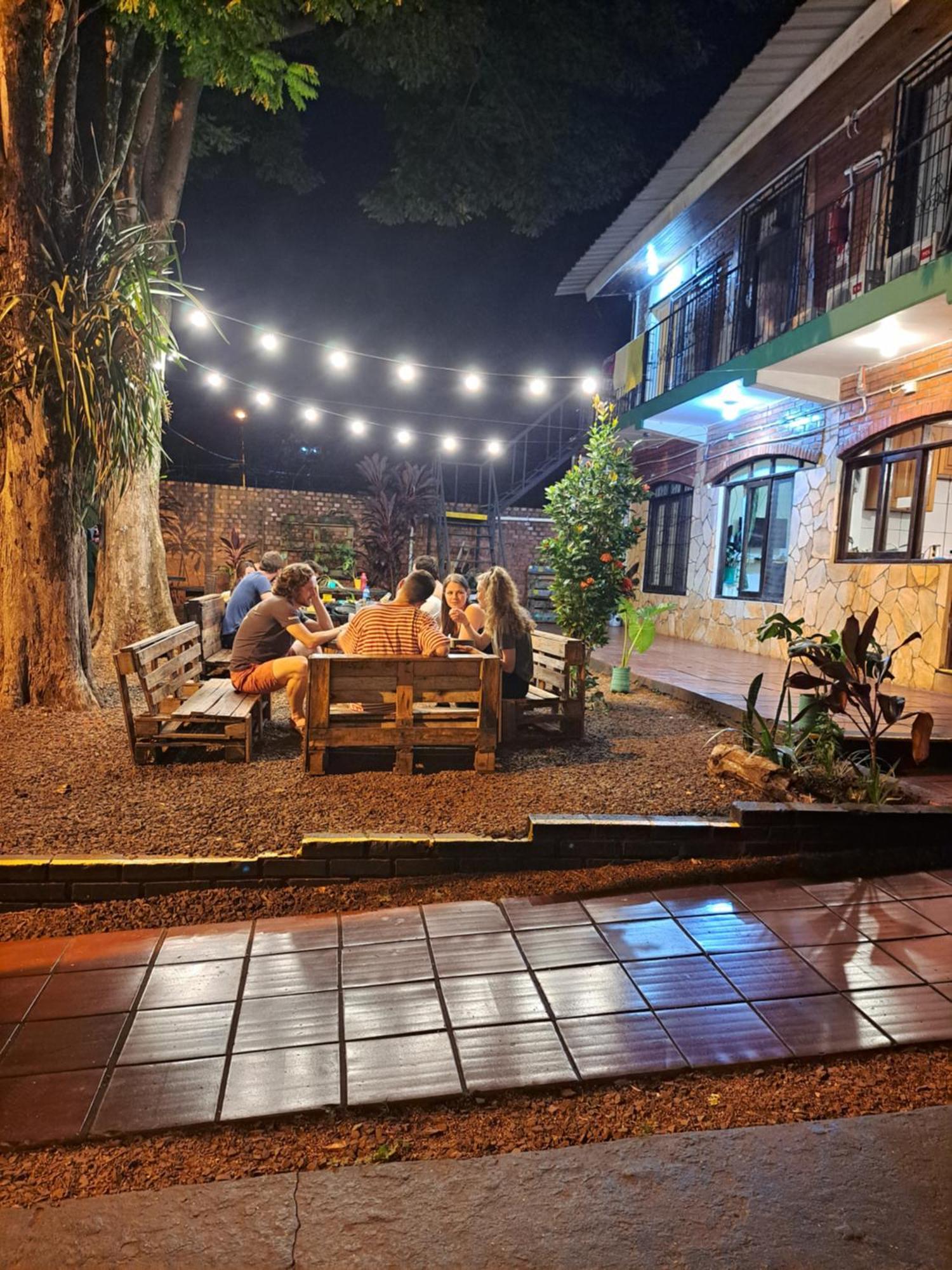 Benteveo Hostel Iguazu Puerto Iguazú Kültér fotó